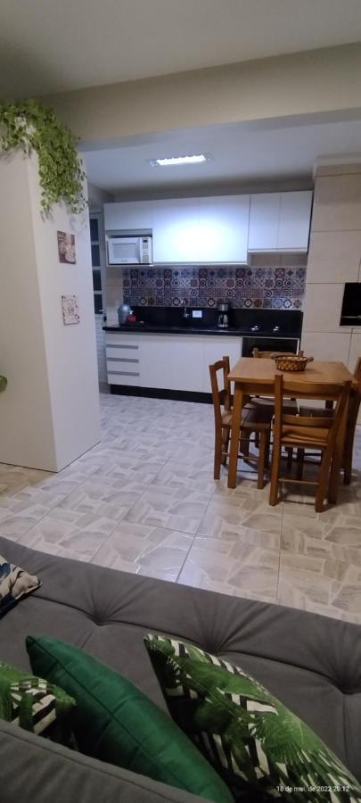Residencial Bernardo, Meia Quadra Do Trapiche Florianopolis Exterior photo