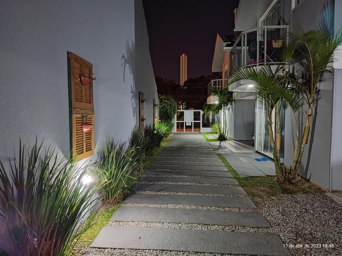 Residencial Bernardo, Meia Quadra Do Trapiche Florianopolis Exterior photo